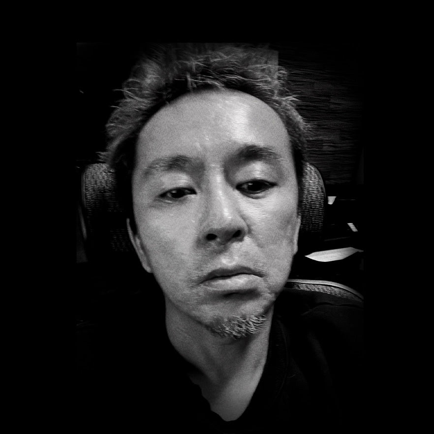 GODTAIL is a Japanese illustrator and Marvel/DC artist known for bold character design, anime, and game art, including Pokémon BDSP and major brand projects.
