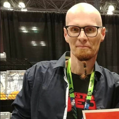 Riccardo Federici is an Italian comic artist and painter known for La Madone de Pellini and Saria, blending fine art training with expressive storytelling.